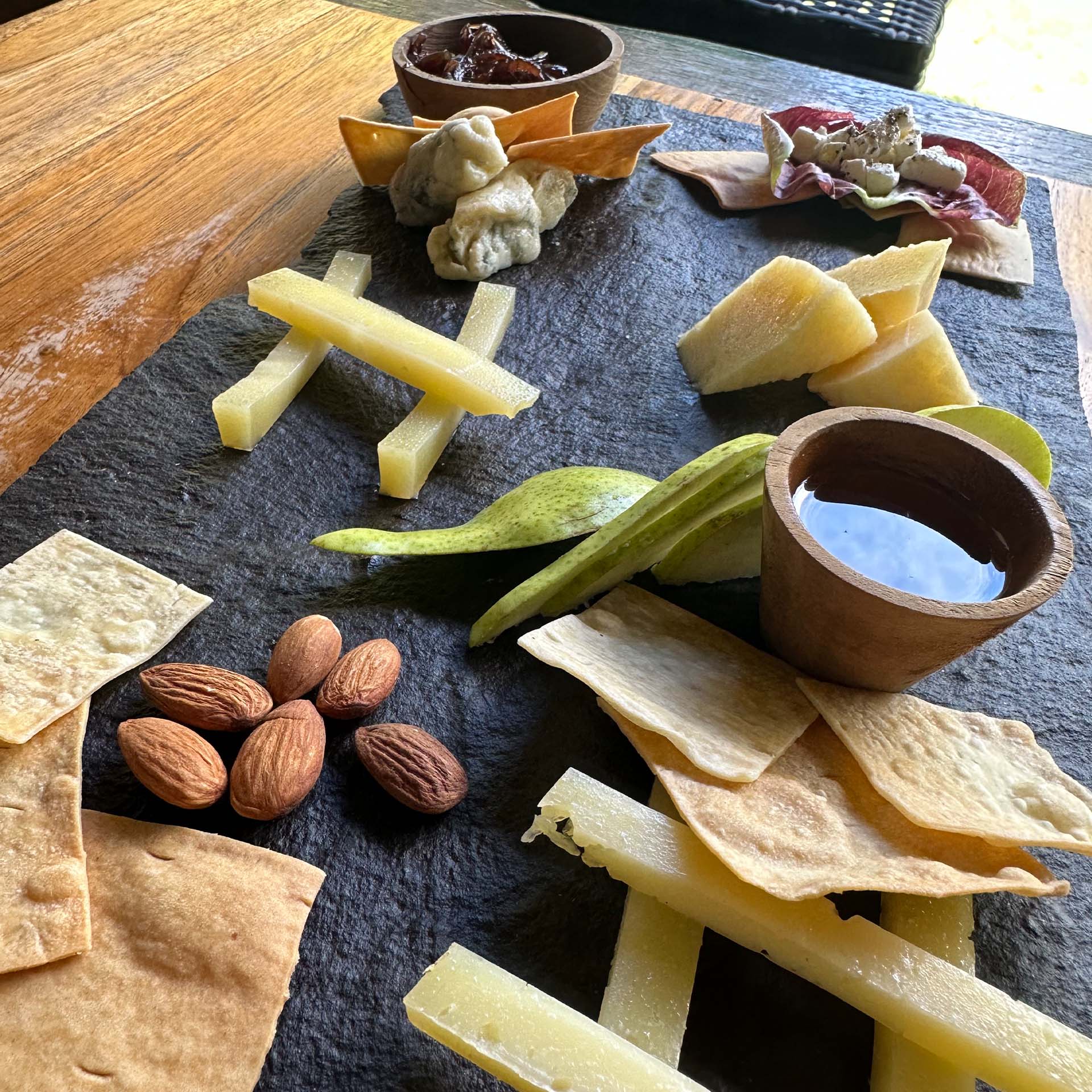 TAGLIERE DI FORMAGGI